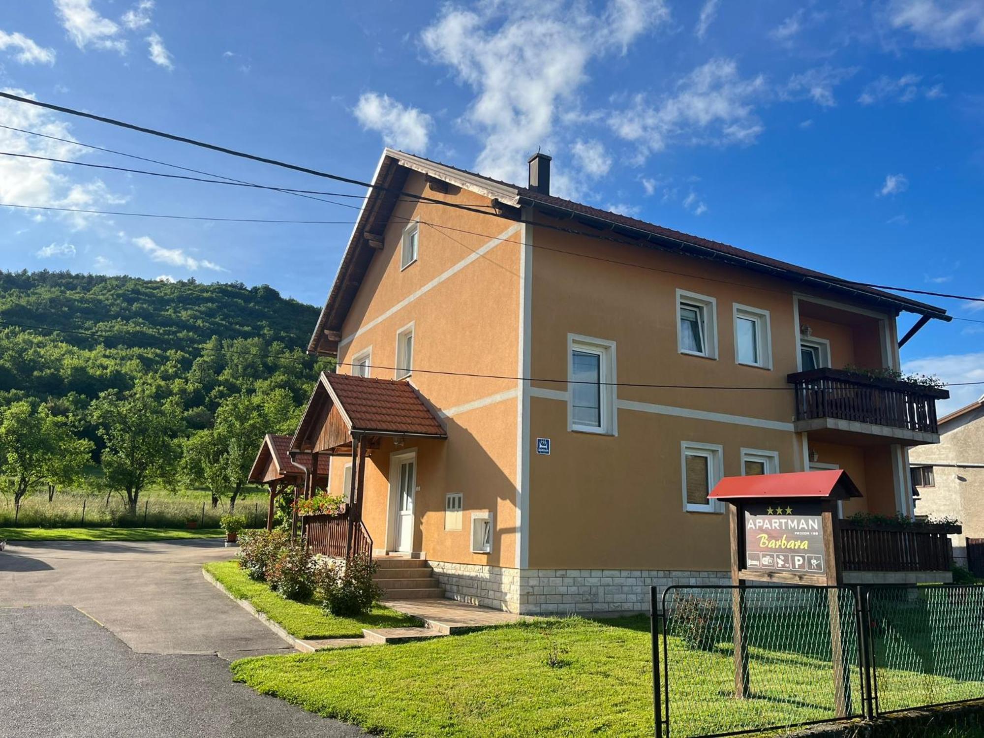 Barbara Apartment Otočac Екстериор снимка