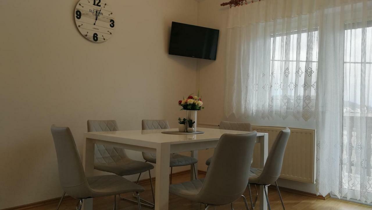 Barbara Apartment Otočac Екстериор снимка